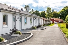 Image missing alt text